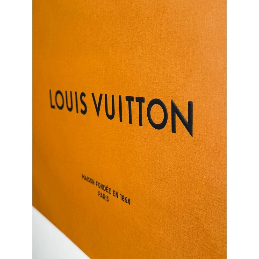 Louis Vuitton measurements width